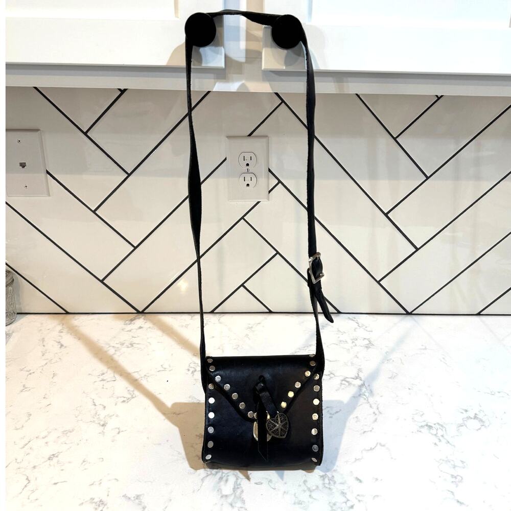 Vintage black leather crossbody bag silver studded heart-shaped filigree charm
